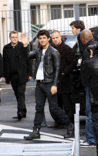 normal_jonas-brothers-11269-1.jpg